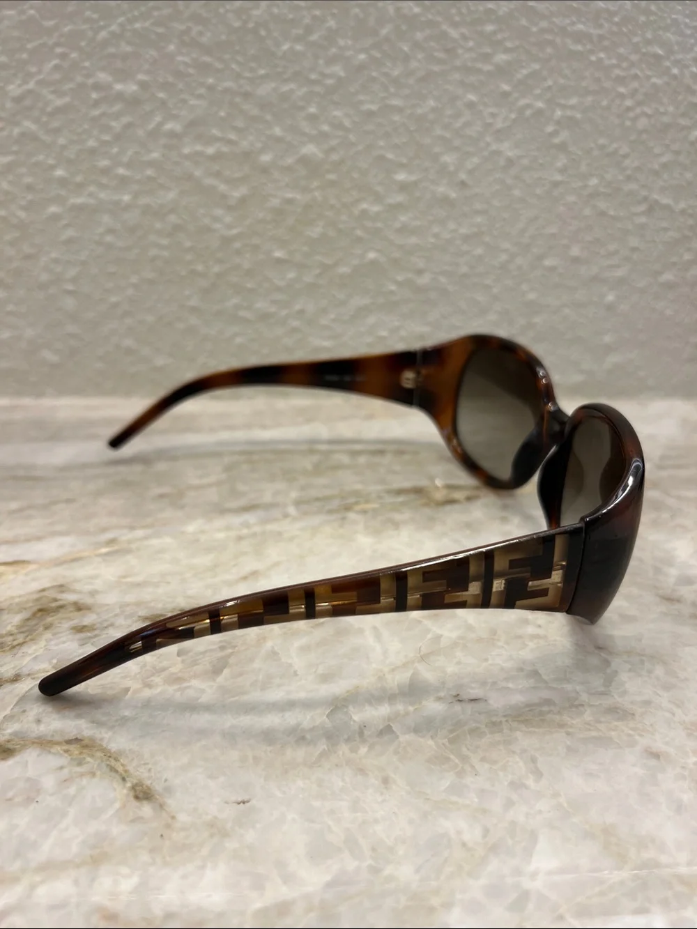 Fendi Tortoiseshell Sunglasses with Brown Gradient Lenses